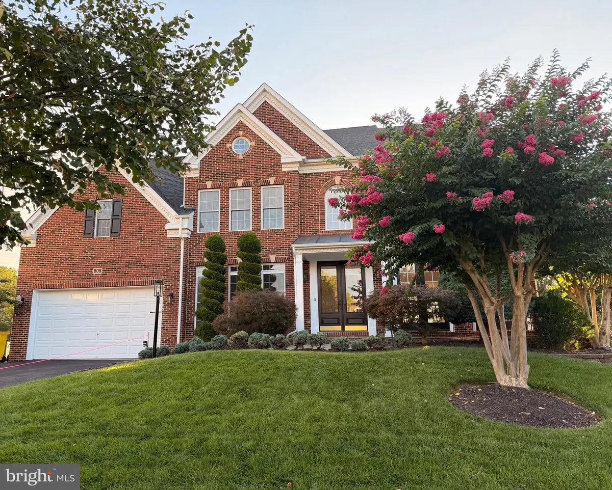 808 Colette Ct, Odenton, MD 21113 - #1