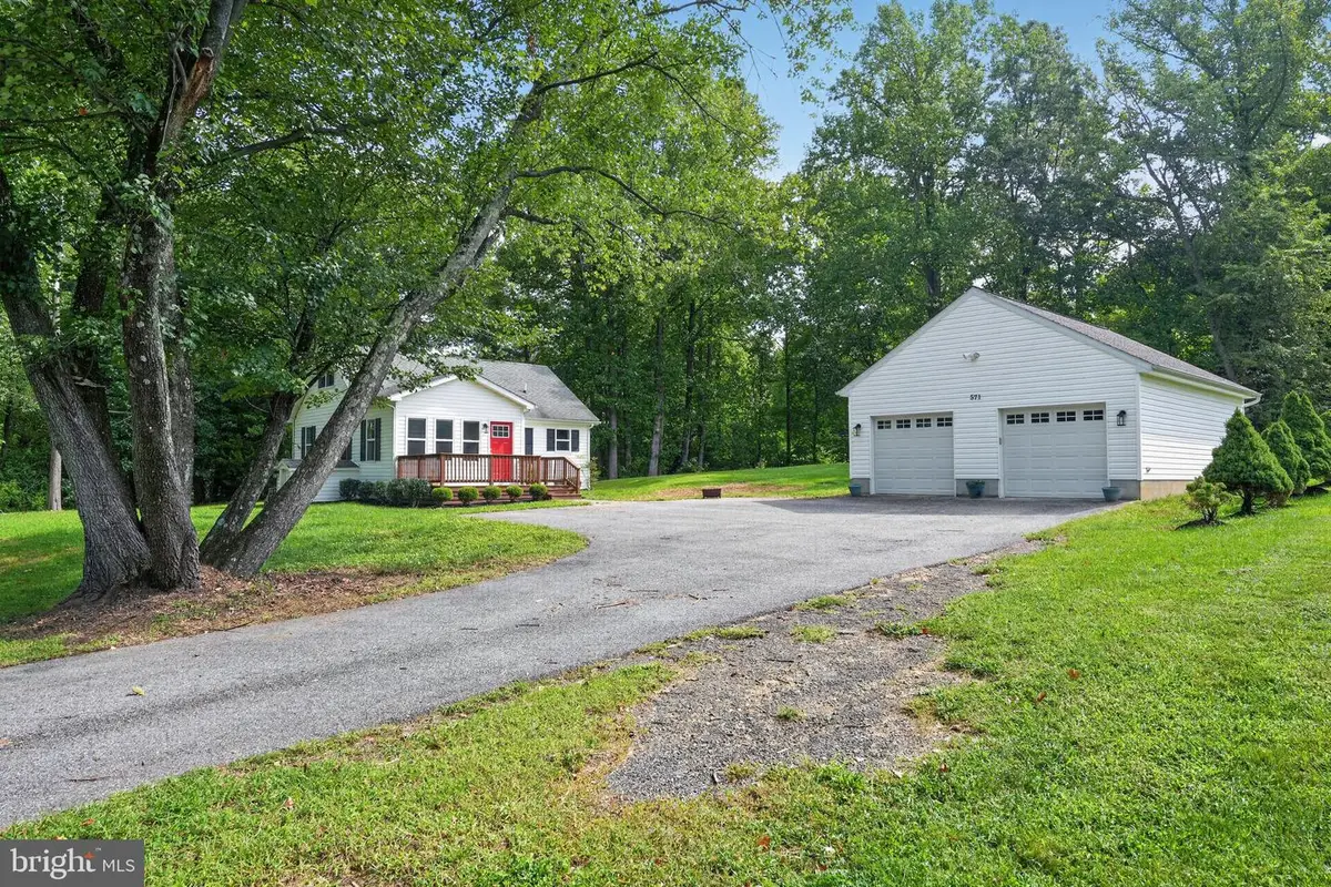 571 Saint Marys Ave, Gambrills, MD 21054 - #1