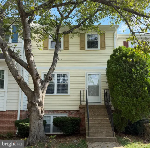 1602 W Bancroft Ln, CROFTON, MD 21114