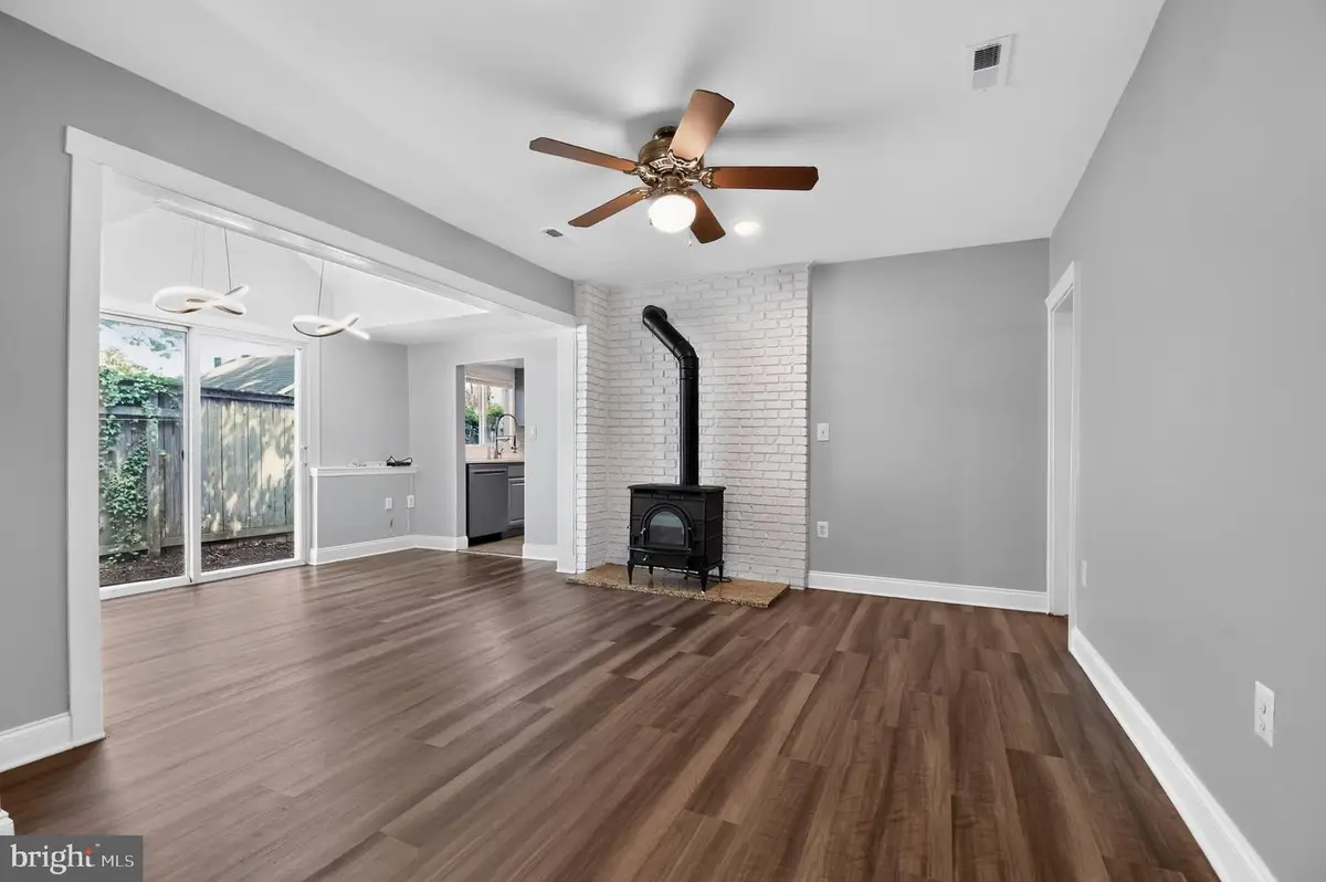 1727 Forestville Rd, Edgewater, MD 21037 - #1