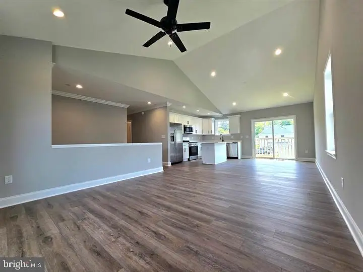 269 Thompson Ave E, Glen Burnie, MD 21060 - #3
