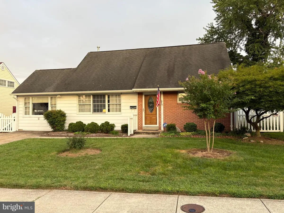 5 Thomas Rd, Glen Burnie, MD 21060 - #1