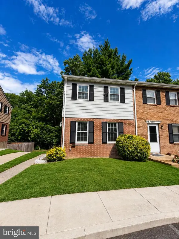 8217 Parham Ct, SEVERN, MD 21144