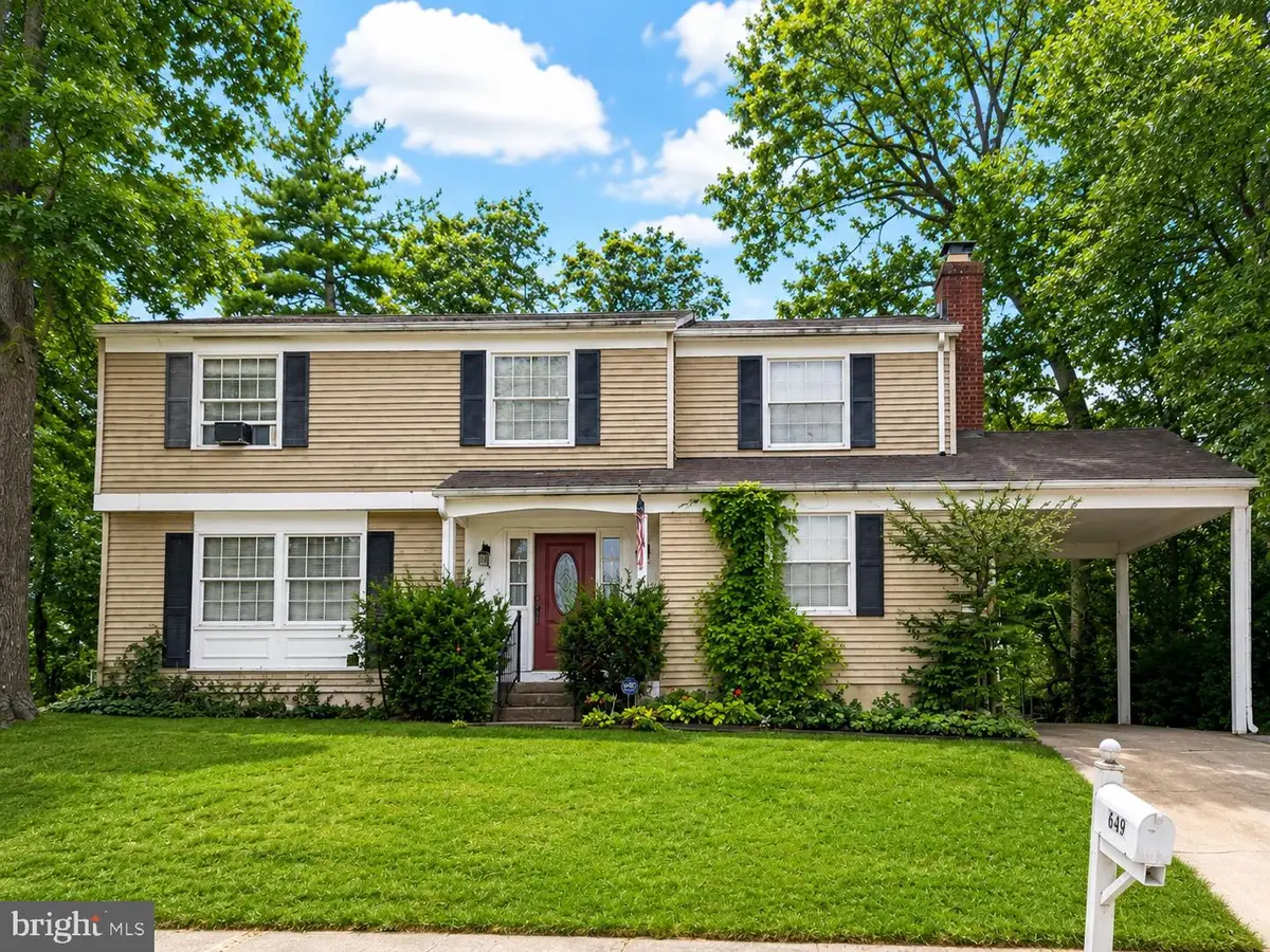 649 Parkland Pl, Glen Burnie, MD 21061 - #1