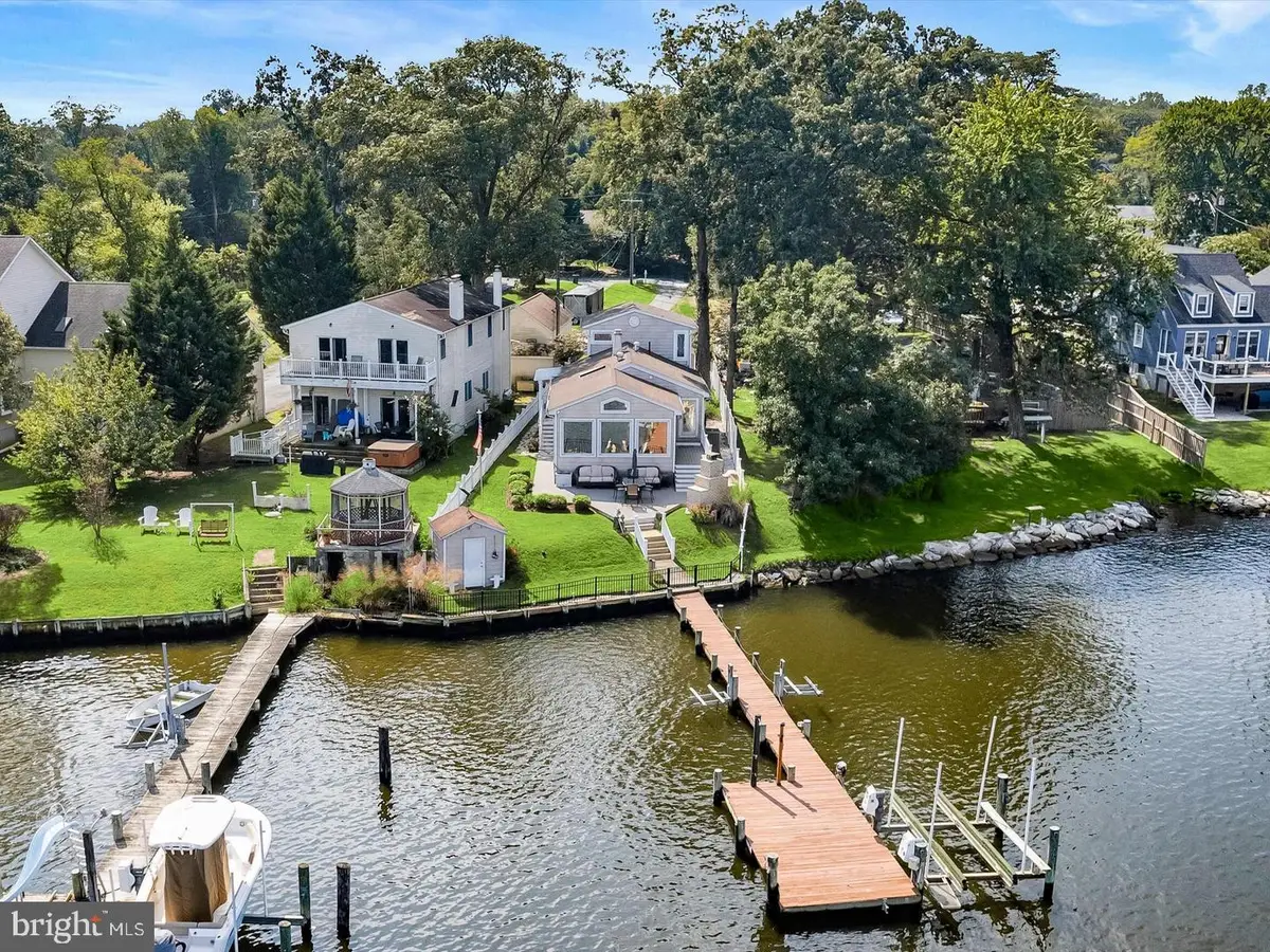 8138 Forest Glen Dr, Pasadena, MD 21122 - #1