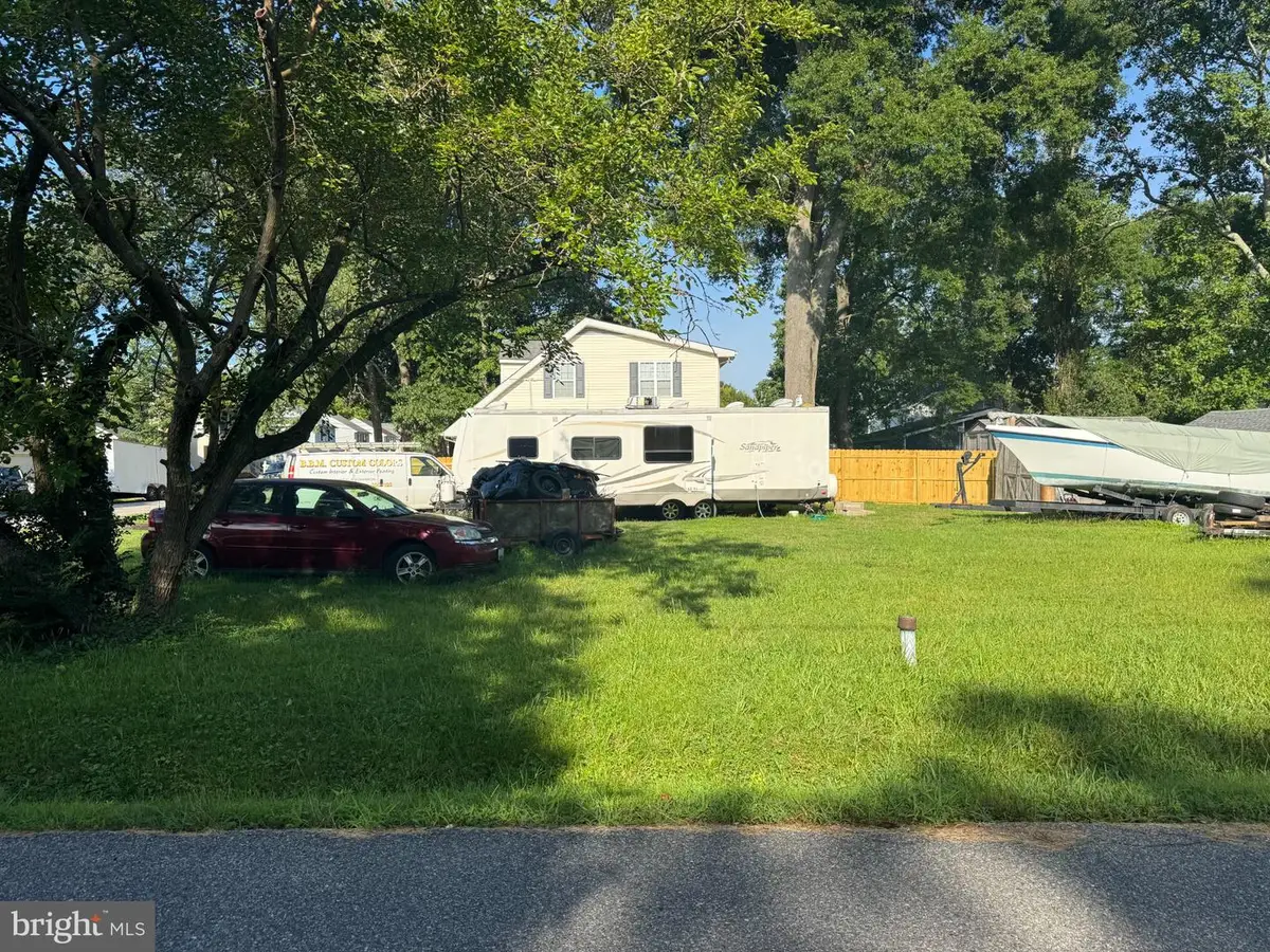 1198 Oak Ave, Shady Side, MD 20764 - #1