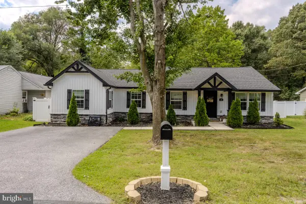 22 Brookfield Rd, PASADENA, MD 21122