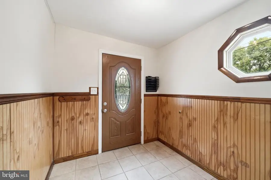 504 Bruce Ave, Odenton, MD 21113 - #3