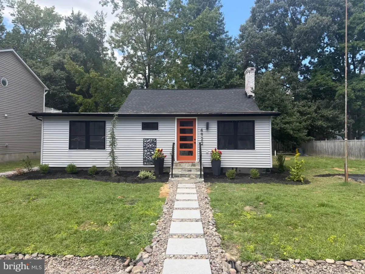 4922 Dogwood St, Shady Side, MD 20764 - #1