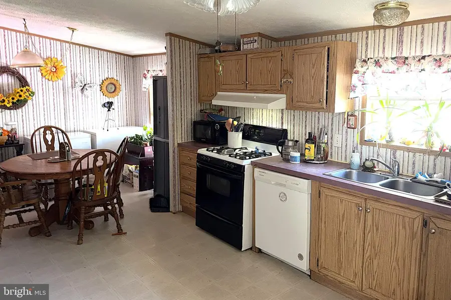 140 Patuxent Mobile Ests, Lothian, MD 20711 - #2