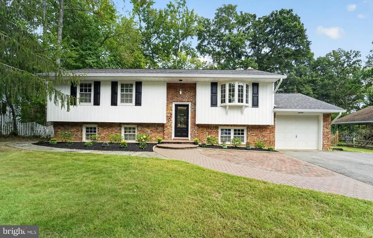 327 Beach Dr, Annapolis, MD 21403 - #1