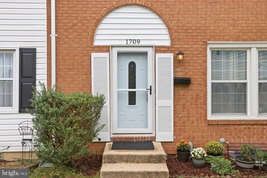 1709 Gabriel Ct, Crofton, MD 21114 - #2