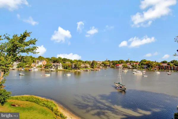 10 President Point Dr #a3, ANNAPOLIS, MD 21403
