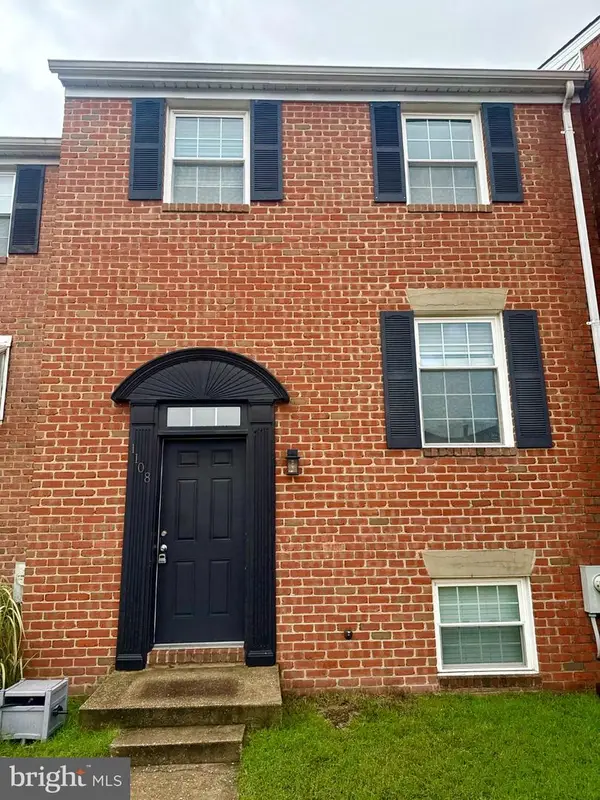 1108 Soho Ct, CROFTON, MD 21114