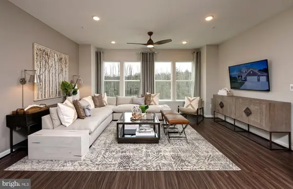 105 Waterleaf Dr, LAUREL, MD 20724