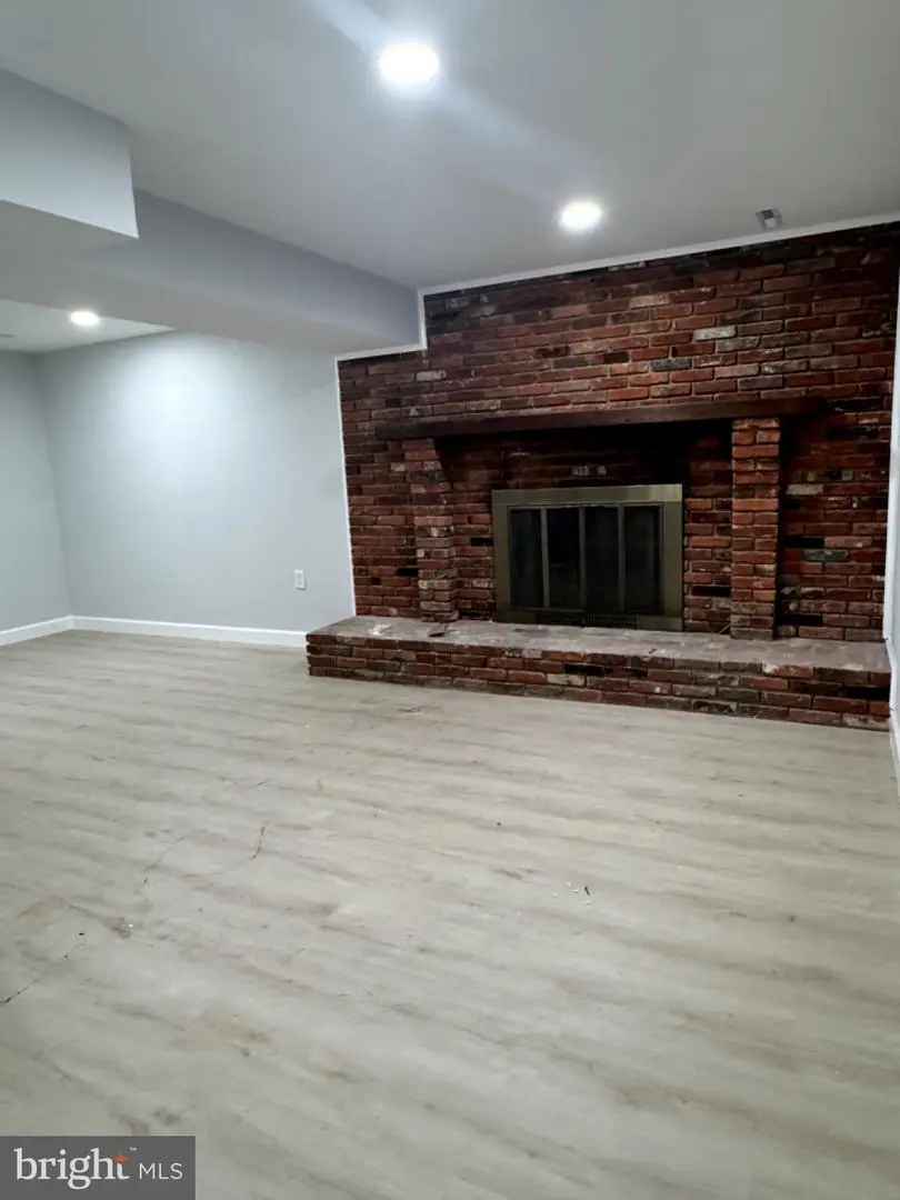 8242 Ahearn Rd, Millersville, MD 21108 - #2