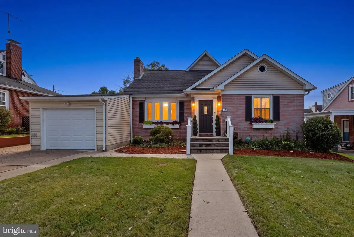 545 Forest View Rd, Linthicum Heights, MD 21090 - #1