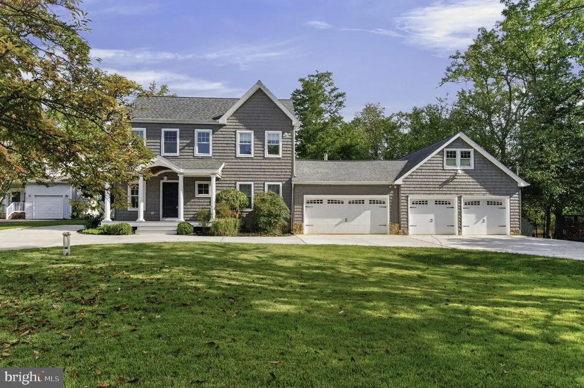3586 Loch Haven Dr, Edgewater, MD 21037 - #1