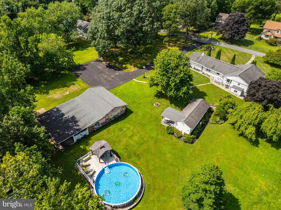 837 White Ave, Linthicum Heights, MD 21090 - #2