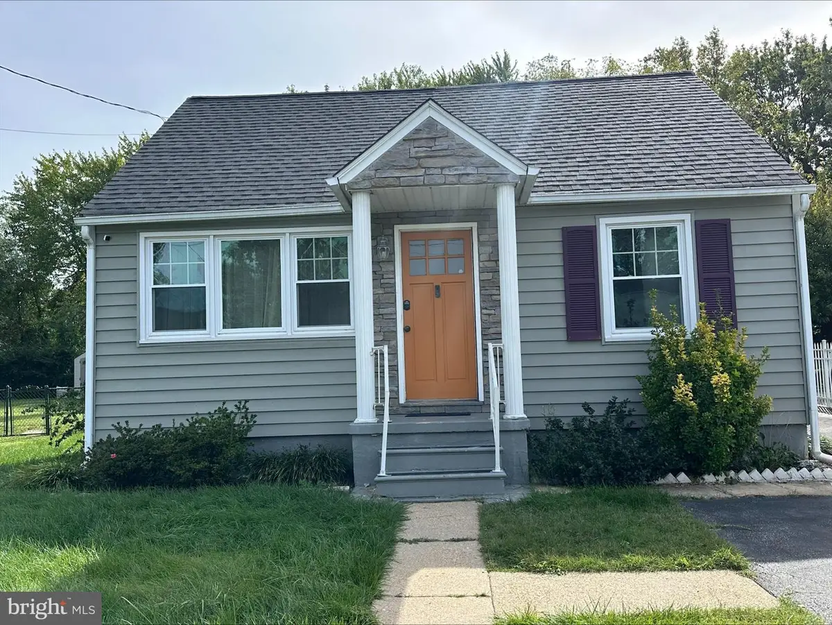 307 Raleigh Rd, Glen Burnie, MD 21060 - #1
