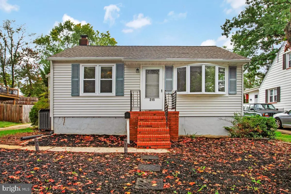 215 Sycamore Rd, Linthicum Heights, MD 21090 - #1
