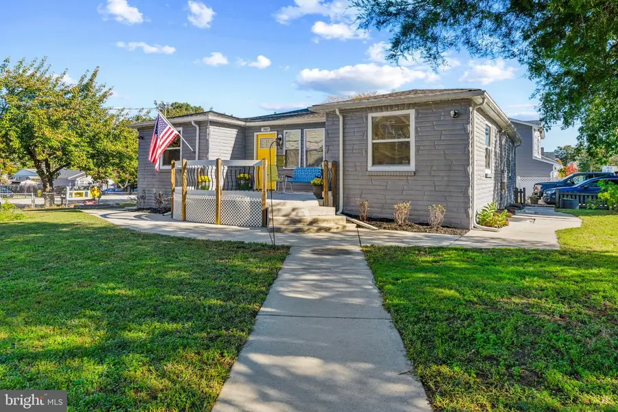7807 Catherine Ave, Pasadena, MD 21122 - #2
