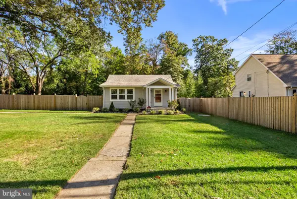 8055 Belhaven Ave, PASADENA, MD 21122