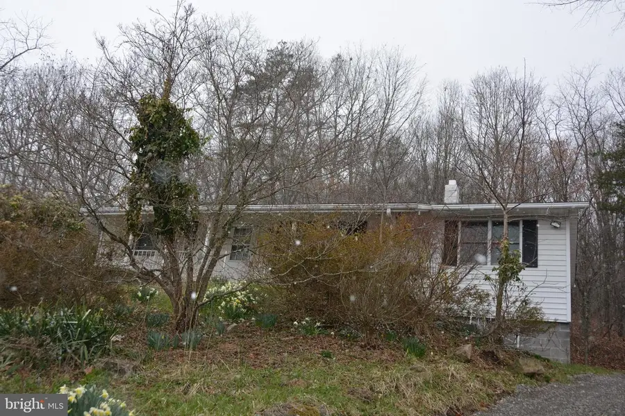 12828 Old Hollow Rd, Corriganville, MD 21524 - Image #3