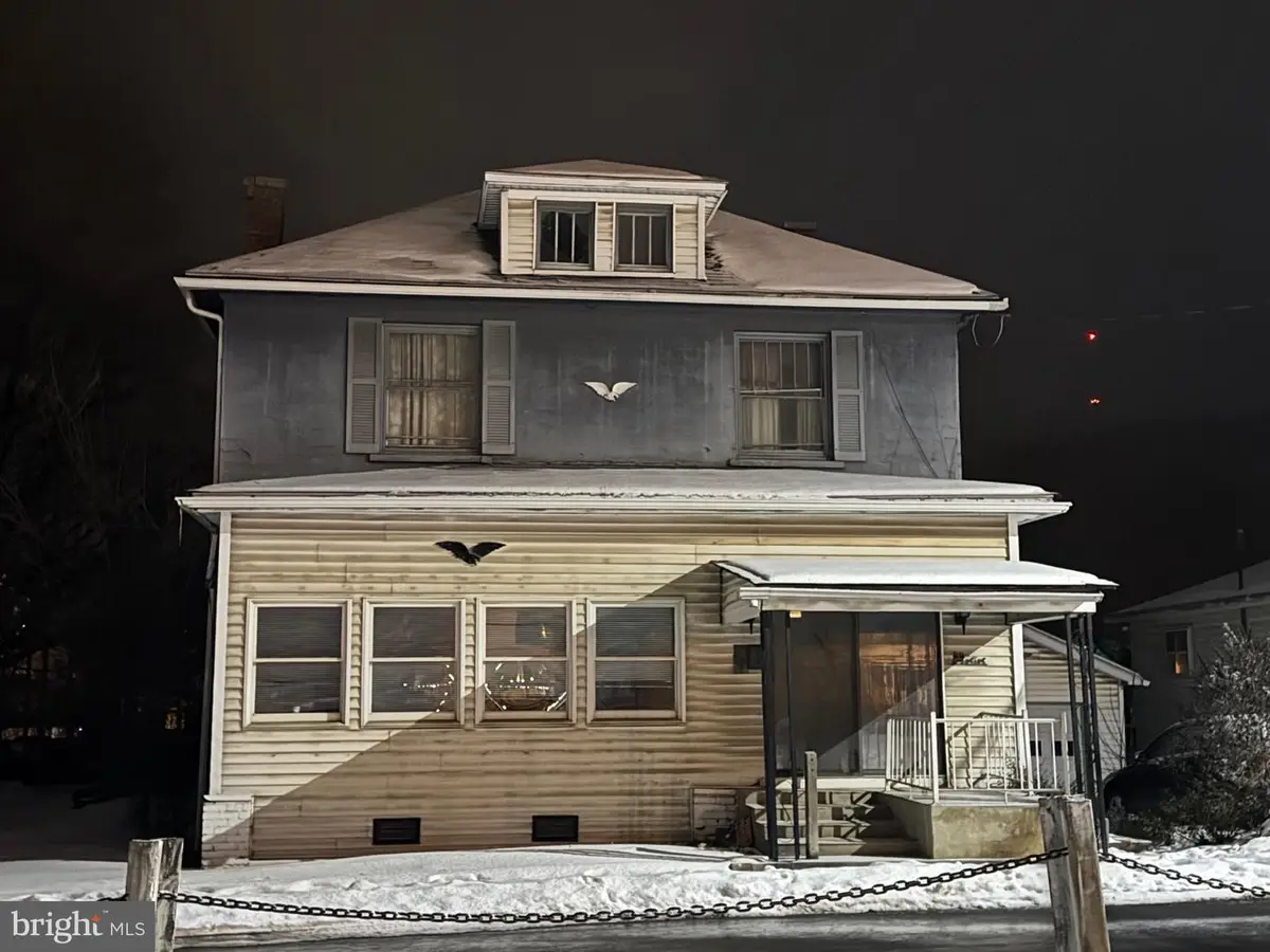 136 Maryland Ave, Westernport, MD 21562 - Image #1