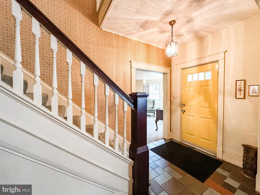 82 E Main St, Lonaconing, MD 21539 - Image #2