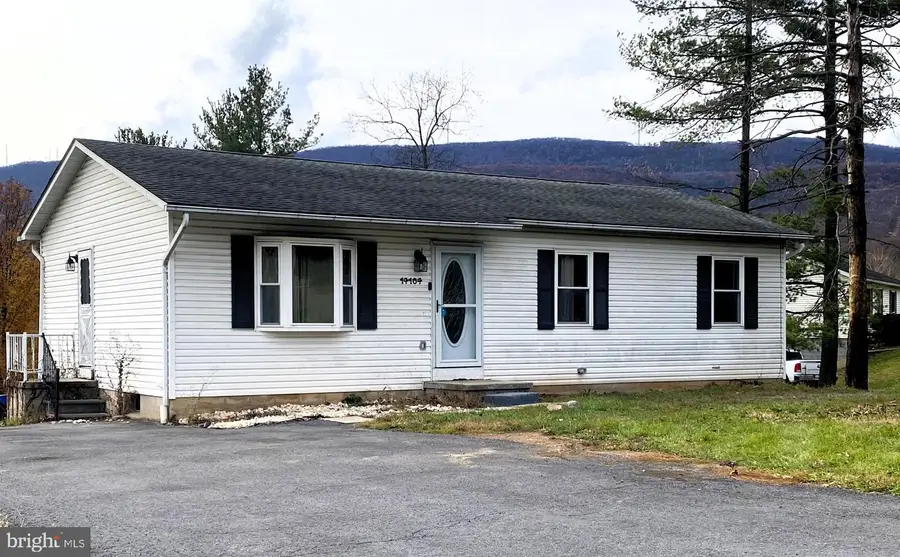 14104 Louise Dr Sw, Cresaptown, MD 21502 - Image #2