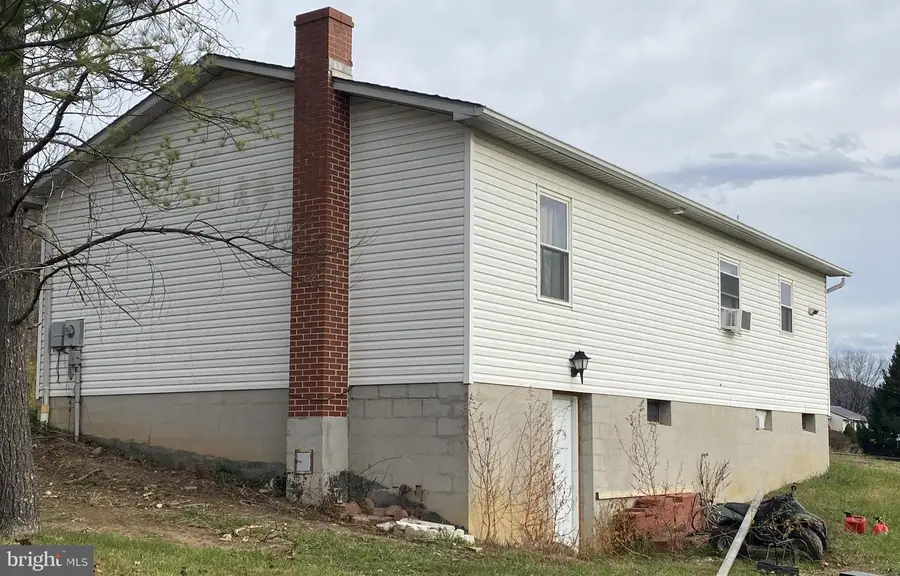 14104 Louise Dr Sw, Cresaptown, MD 21502 - Image #3