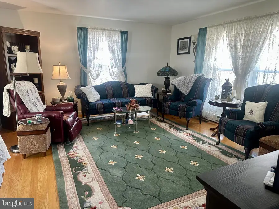 14210 Walter Dr Sw, Cumberland, MD 21502 - Image #2