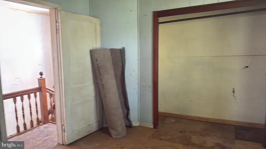 319 Hammond St, Westernport, MD 21562 - Image #3