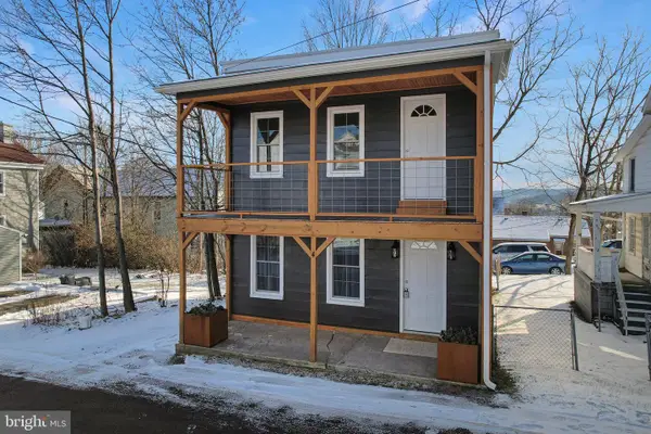 4 Chestnut St, FROSTBURG, MD 21532