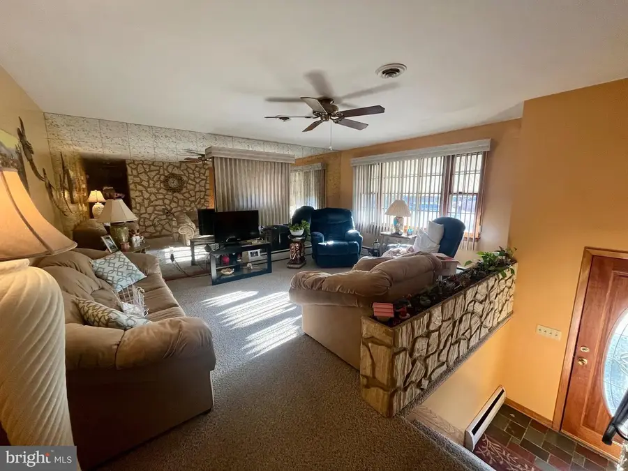 716 Winifred Rd, Cumberland, MD 21502 - Image #2