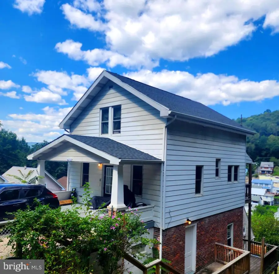 406 Davidson St, Cumberland, MD 21502 - Image #2