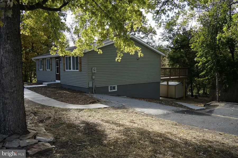 13515 Primrose St, Cumberland, MD 21502 - #2