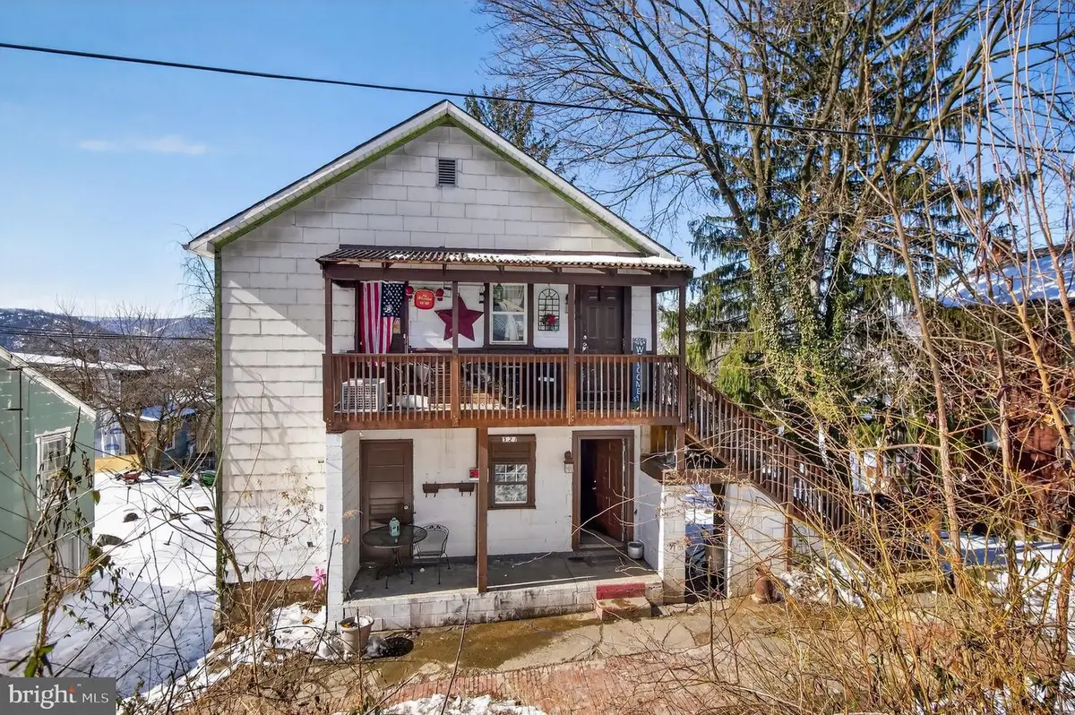 521 Woodside Ave, Cumberland, MD 21502 - #1