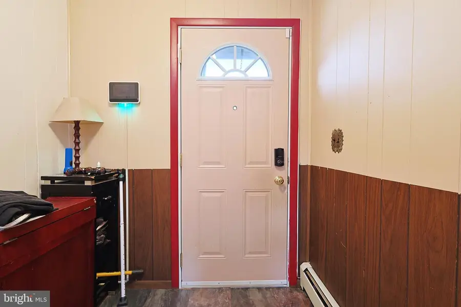 716 Yale St, Cumberland, MD 21502 - #2