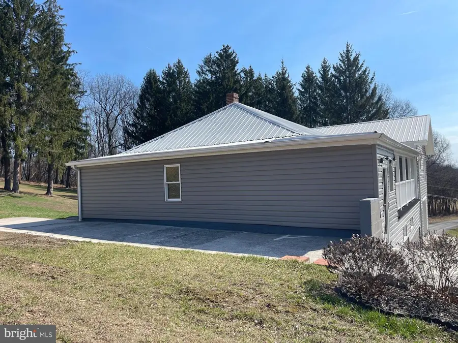 13002 Moores Hollow Rd Se, Cumberland, MD 21502 - #3