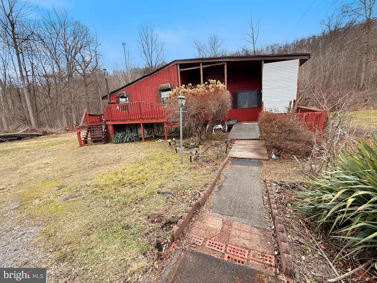 122 Mustaphal Dr, 29 La Vale, MD 21502 - #1