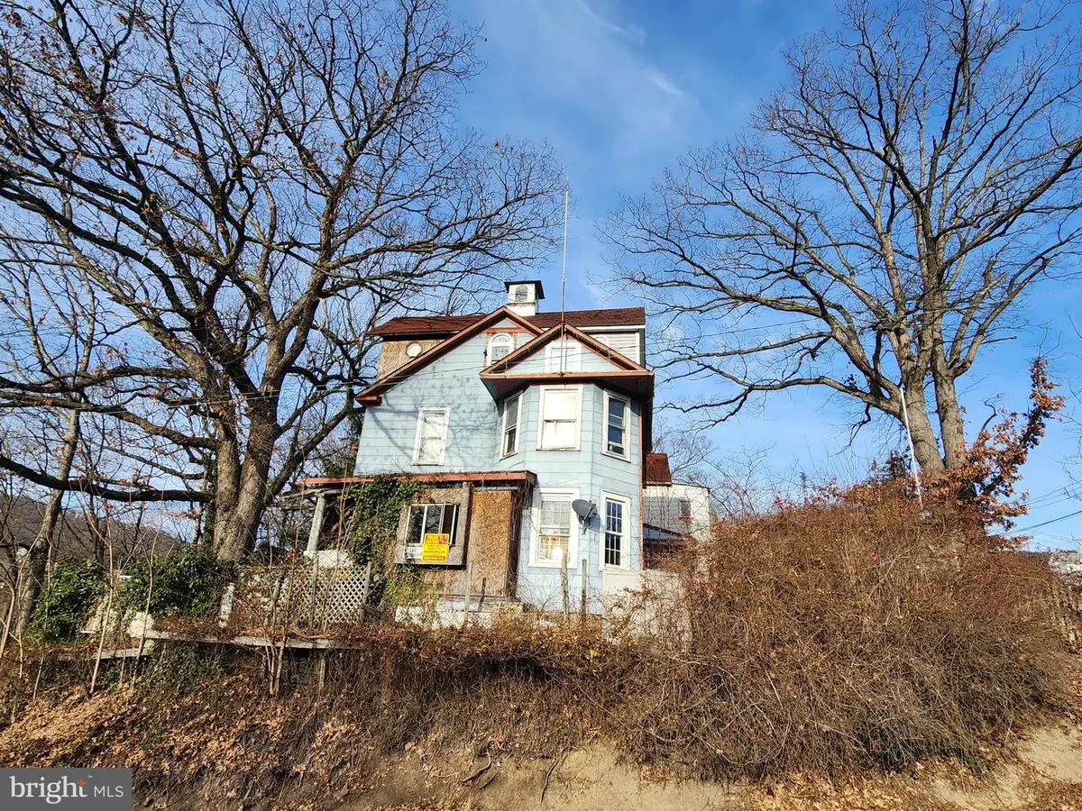 123 Jamesson Ave, Westernport, MD 21562 - #1