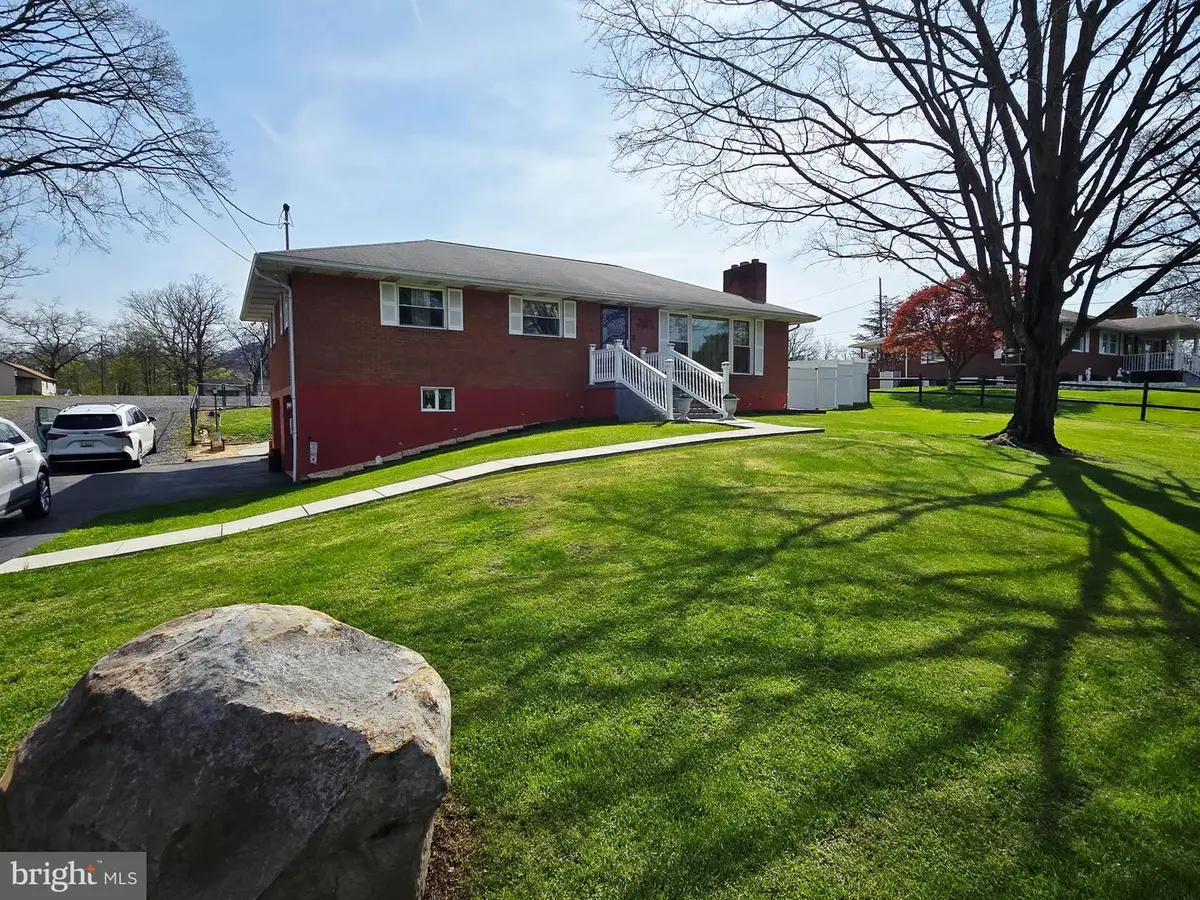 14704 Main St, Cresaptown, MD 21502 - #1