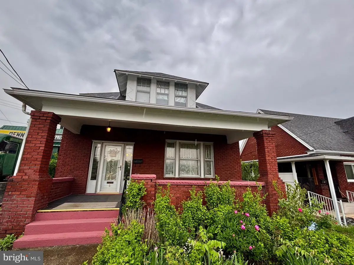 8 S Massachusetts Ave, Cumberland, MD 21502 - #1