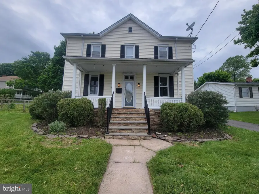 91 Pine St, Frostburg, MD 21532 - #2