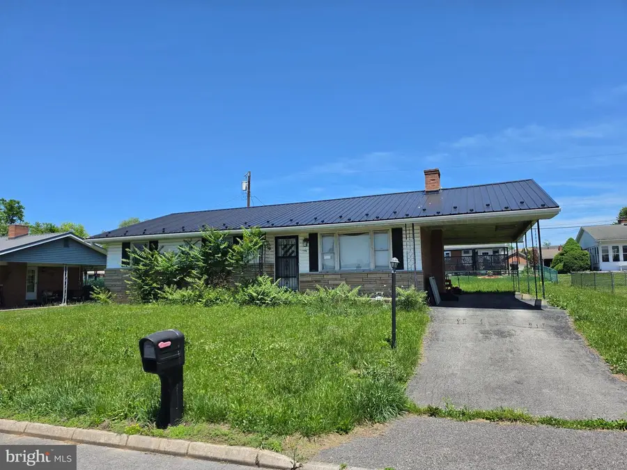 1426 Laurel Ct, Cumberland, MD 21502 - #2