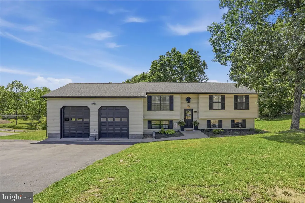 10110 Hillcrest Dr, Cumberland, MD 21502 - #1