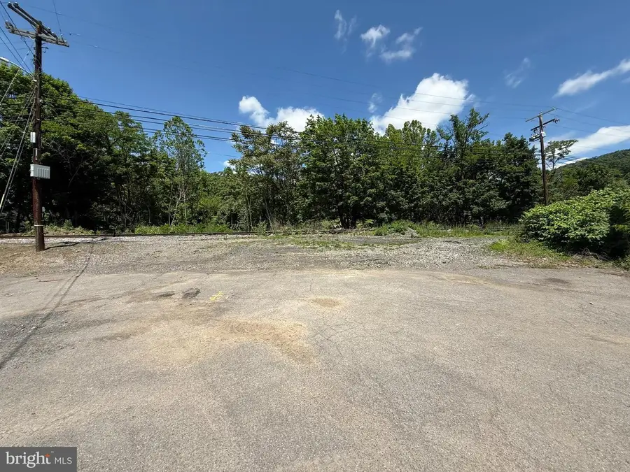 208 Main St, Westernport, MD 21540 - #2