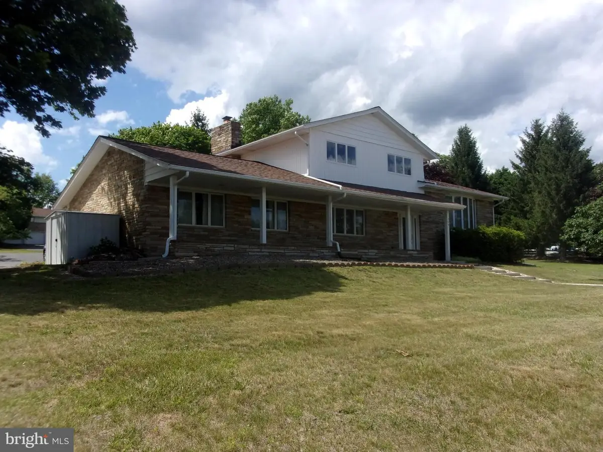 264 Armstrong Ave, Frostburg, MD 21532 - #1